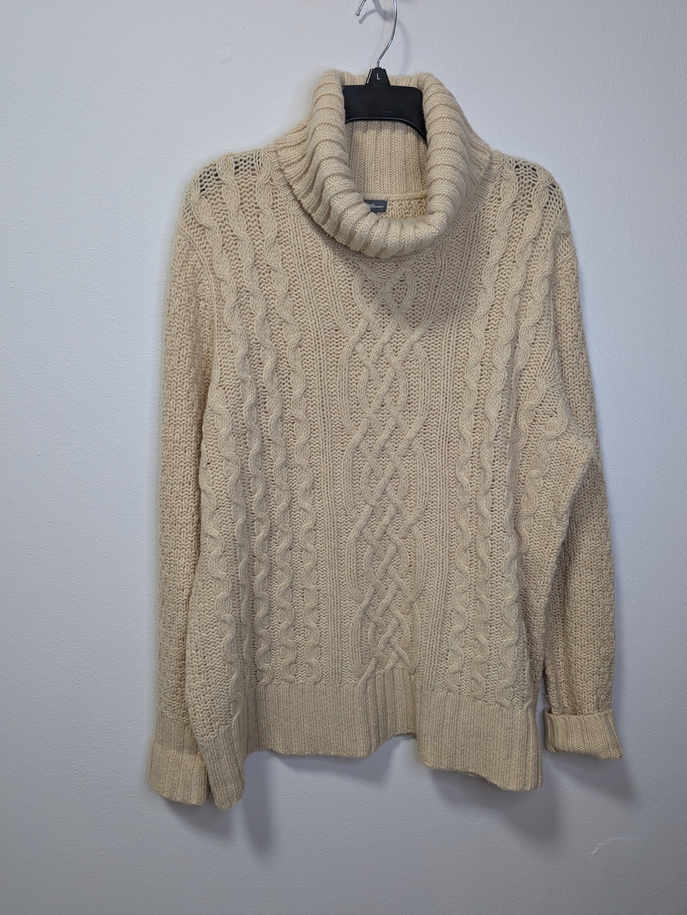 Eddie Bauer Cream Cable Knit Turtleneck Sweater